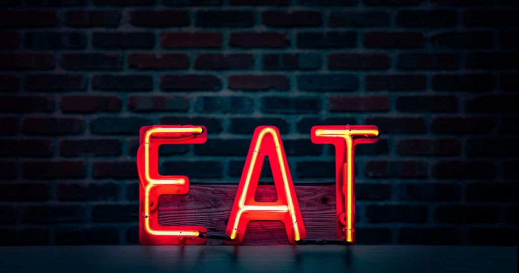 How To Dine Out And Stick To Your Diet | Tom Nikola