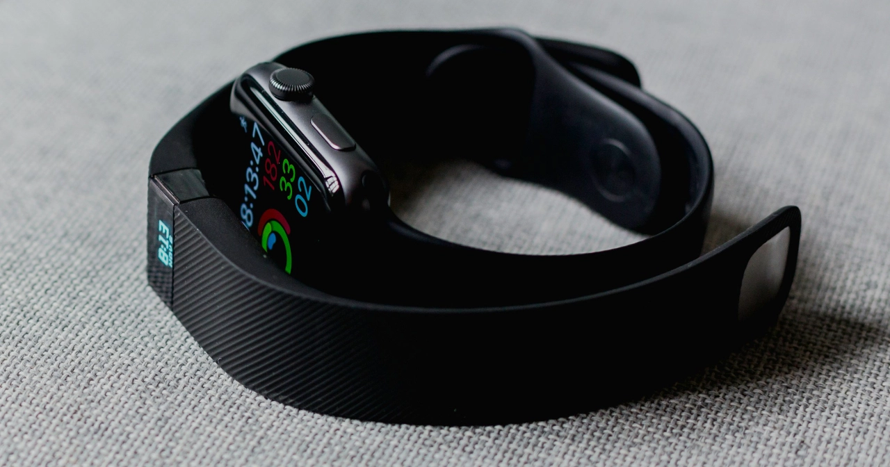 Fit bit and Apple watch for tracking HRV | The Ultimate Guide to Heart Rate Variability | Tom Nikkola
